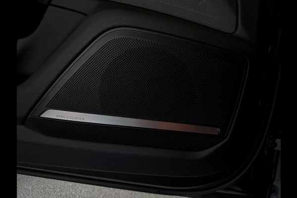 Audi A6 Avant 55 TFSI e quattro S Competition RS-Stoelen|B&o|Sfeer|Panorama|367PK
