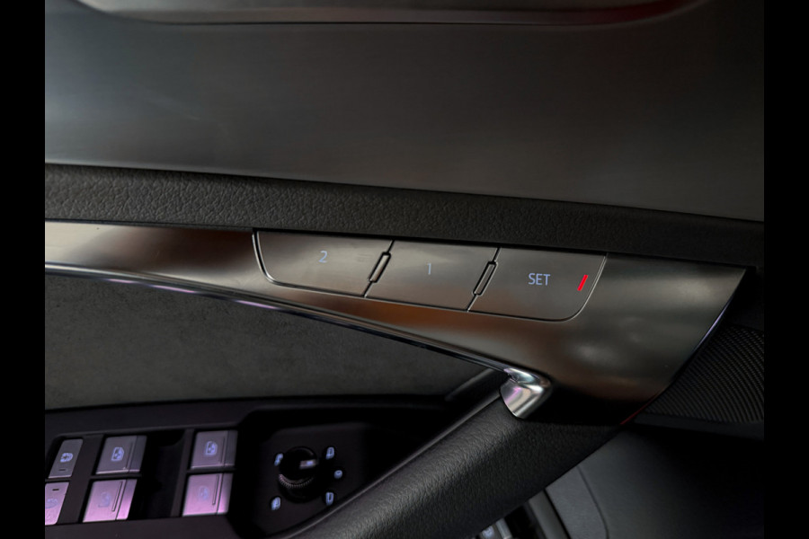 Audi A6 Avant 55 TFSI e quattro S Competition RS-Stoelen|B&o|Sfeer|Panorama|367PK