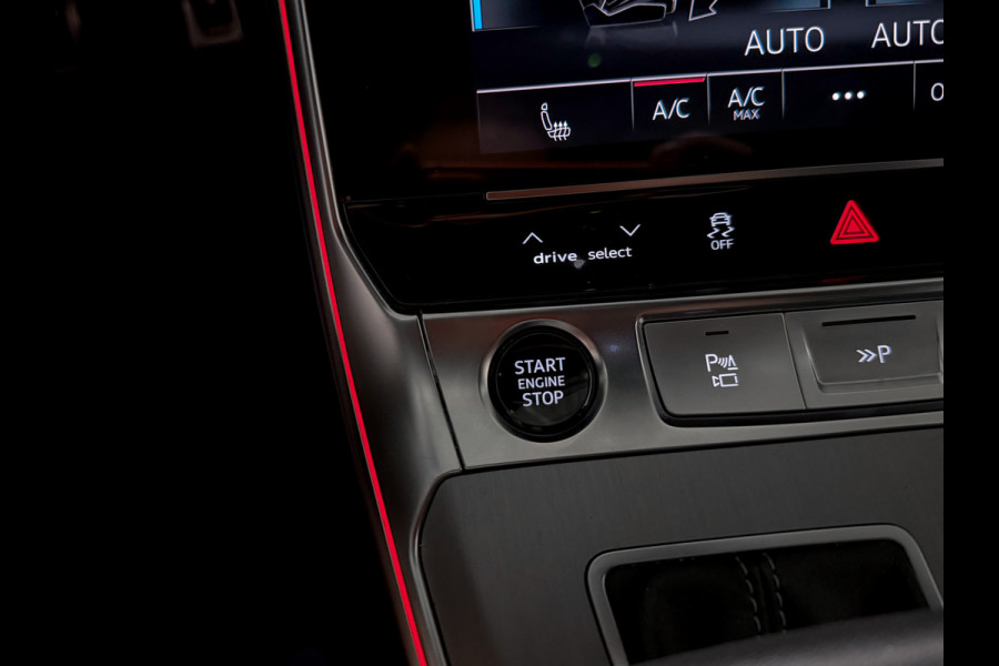 Audi A6 Avant 55 TFSI e quattro S Competition RS-Stoelen|B&o|Sfeer|Panorama|367PK