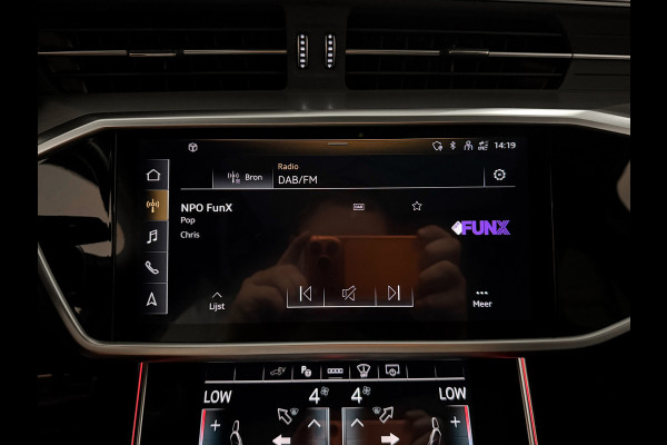 Audi A6 Avant 55 TFSI e quattro S Competition RS-Stoelen|B&o|Sfeer|Panorama|367PK