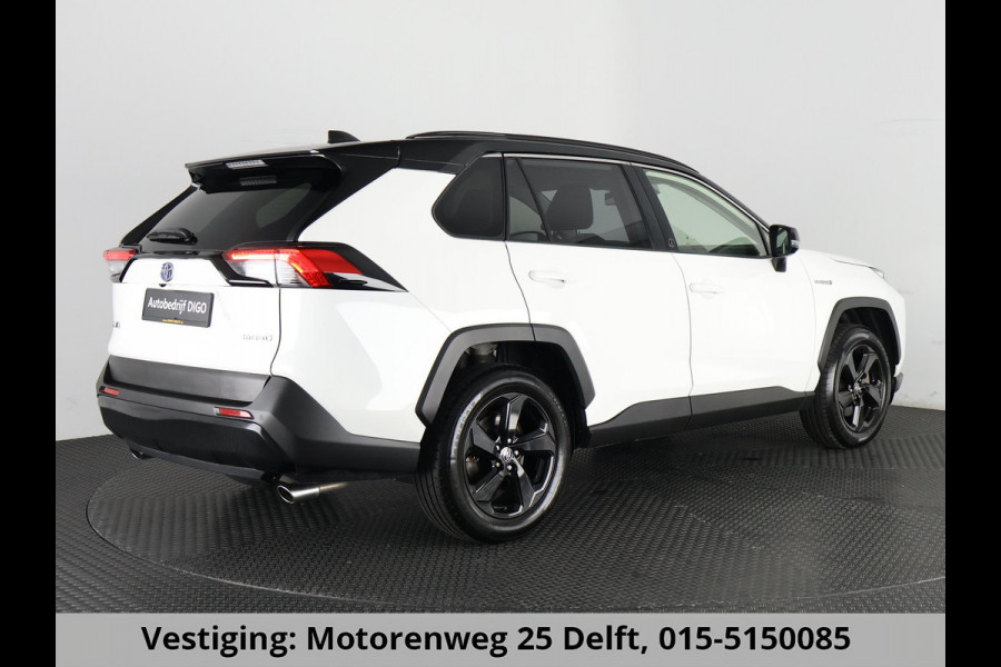 Toyota RAV4 2.5 HYBRID 4WD DYNAMIC PACK GARANTIE TOT 05-2031! SLECHTS 39.000 KM! 1650 KG TREKGEWICHT. STUUR & STOELVERWARMING . NAVIGATIE .PDC V & A .