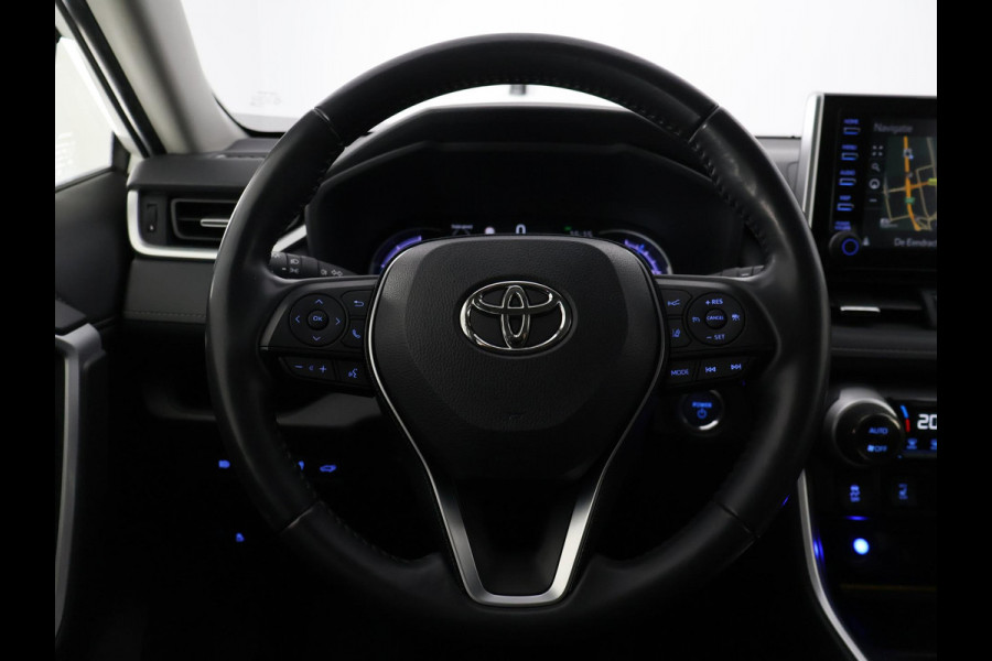 Toyota RAV4 2.5 HYBRID 4WD DYNAMIC PACK GARANTIE TOT 05-2031! SLECHTS 39.000 KM! 1650 KG TREKGEWICHT. STUUR & STOELVERWARMING . NAVIGATIE .PDC V & A .