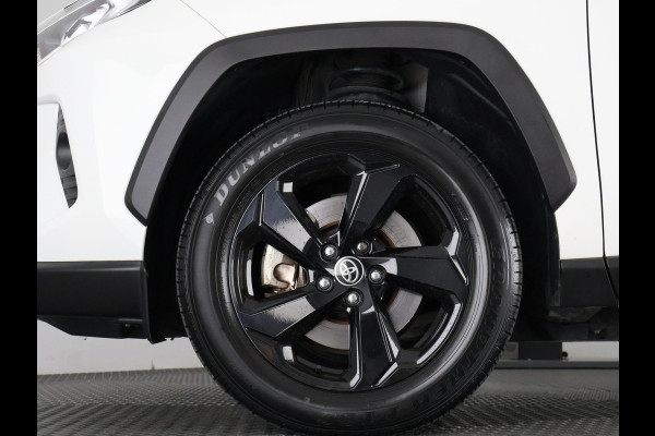 Toyota RAV4 2.5 HYBRID 4WD DYNAMIC PACK GARANTIE TOT 05-2031! SLECHTS 39.000 KM! 1650 KG TREKGEWICHT. STUUR & STOELVERWARMING . NAVIGATIE .PDC V & A .