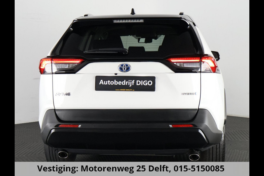 Toyota RAV4 2.5 HYBRID 4WD DYNAMIC PACK GARANTIE TOT 05-2031! SLECHTS 39.000 KM! 1650 KG TREKGEWICHT. STUUR & STOELVERWARMING . NAVIGATIE .PDC V & A .
