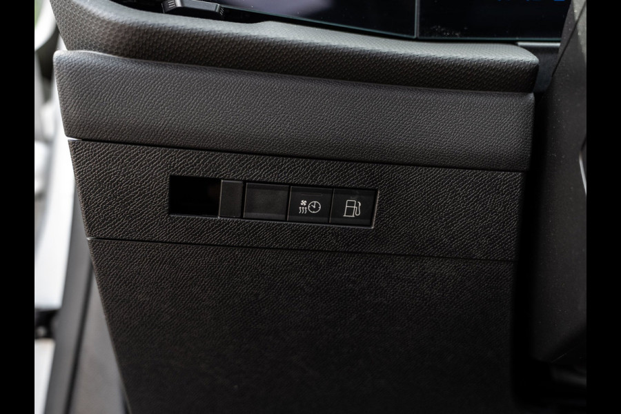 Opel Astra 1.6 Turbo Plug In Hybrid GSe Ultimate | Pano | Surround View | BTW | 4.175KM