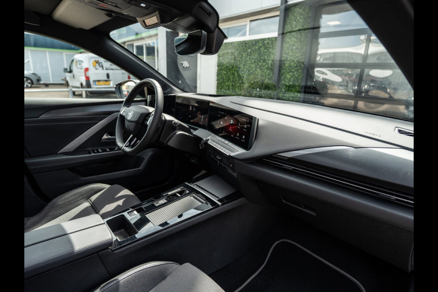 Opel Astra 1.6 Turbo Plug In Hybrid GSe Ultimate | Pano | Surround View | BTW | 4.175KM