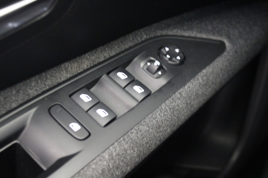 Peugeot 5008 1.2 PureTech Active Pack Business