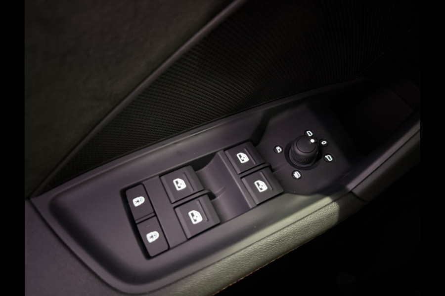 Audi A3 Sportback 35 TFSI S-Line RS-Stoelen|Panorama|Matrix|Camera
