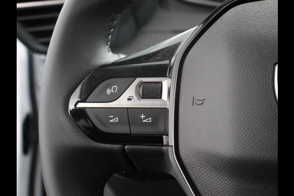 Peugeot e-208 EV Allure 50 kWh Warmtepomp Navigatie Apple Carplay Android Auto Parkeerhulp Cruise Control Full Led Climate Control Lichtmetalen velgen
