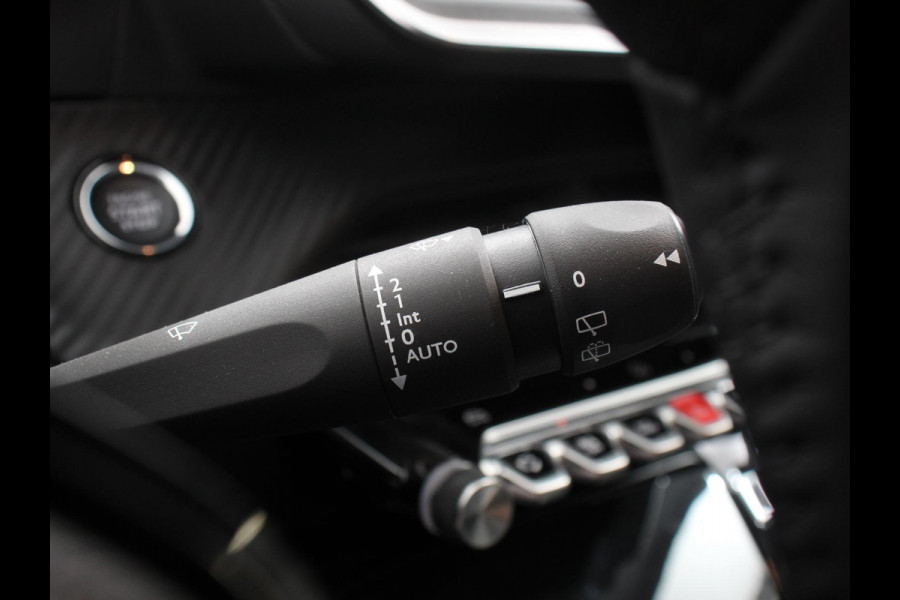 Peugeot e-208 EV Allure 50 kWh Warmtepomp Navigatie Apple Carplay Android Auto Parkeerhulp Cruise Control Full Led Climate Control Lichtmetalen velgen