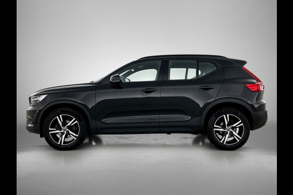 Volvo XC40 T2 130PK R-Design / Trekhaak / 1/2 Leder / Airco-ecc./ Navigatie / Stoelverwarming / Pdc. / Apk 11-2026