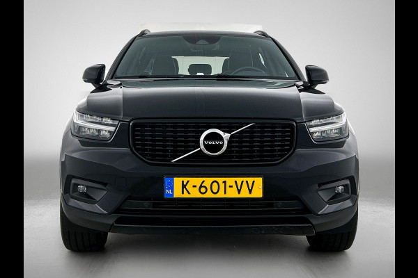 Volvo XC40 T2 130PK R-Design / Trekhaak / 1/2 Leder / Airco-ecc./ Navigatie / Stoelverwarming / Pdc. / Apk 11-2026