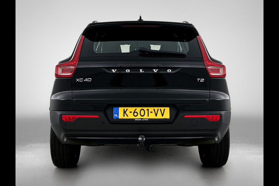 Volvo XC40 T2 130PK R-Design / Trekhaak / 1/2 Leder / Airco-ecc./ Navigatie / Stoelverwarming / Pdc. / Apk 11-2026