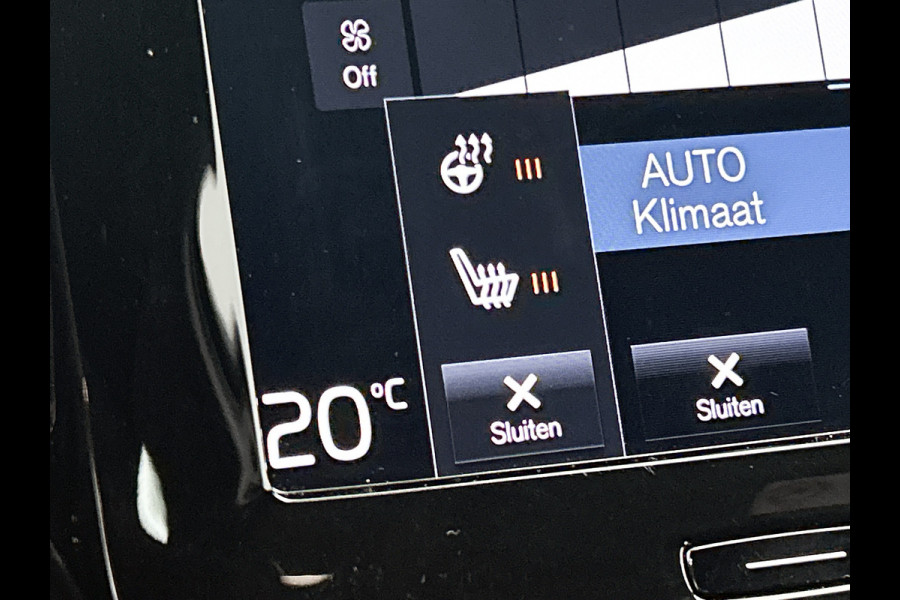 Volvo XC40 T2 130PK R-Design / Trekhaak / 1/2 Leder / Airco-ecc./ Navigatie / Stoelverwarming / Pdc. / Apk 11-2026