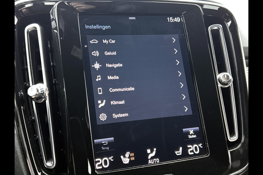 Volvo XC40 T2 130PK R-Design / Trekhaak / 1/2 Leder / Airco-ecc./ Navigatie / Stoelverwarming / Pdc. / Apk 11-2026