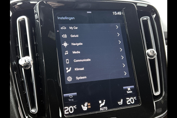 Volvo XC40 T2 130PK R-Design / Trekhaak / 1/2 Leder / Airco-ecc./ Navigatie / Stoelverwarming / Pdc. / Apk 11-2026