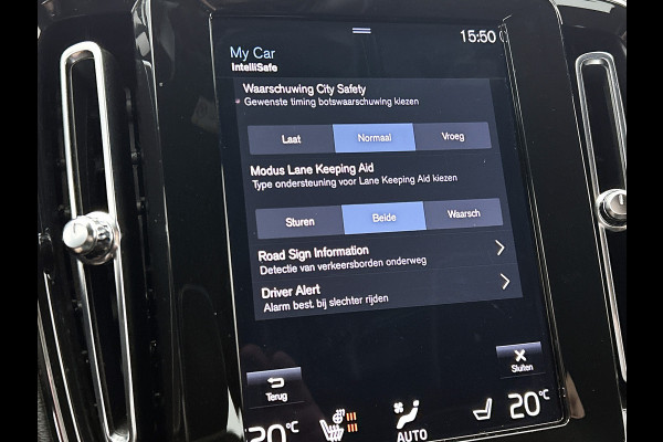 Volvo XC40 T2 130PK R-Design / Trekhaak / 1/2 Leder / Airco-ecc./ Navigatie / Stoelverwarming / Pdc. / Apk 11-2026