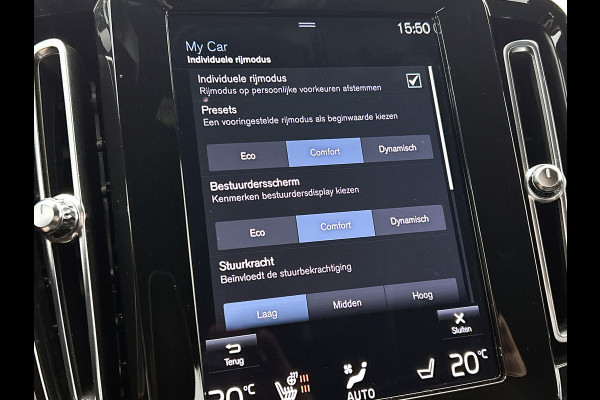 Volvo XC40 T2 130PK R-Design / Trekhaak / 1/2 Leder / Airco-ecc./ Navigatie / Stoelverwarming / Pdc. / Apk 11-2026