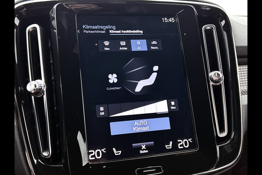 Volvo XC40 T2 130PK R-Design / Trekhaak / 1/2 Leder / Airco-ecc./ Navigatie / Stoelverwarming / Pdc. / Apk 11-2026