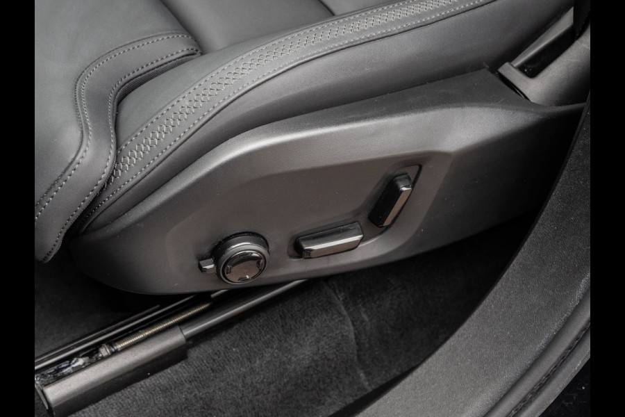 Volvo XC90 2.0 T8 Plug-in hybrid AWD Ultra Dark | Alcantara | Surround View | BTW