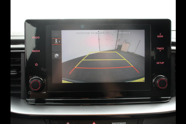 Kia Ceed Sportswagon 1.6 GDI PHEV DynamicLine Automaat Climate control Keyless Cruise control LED Parkeersensoren achter Camera Stuur verwarming Stoel verwarming Apple Carplay/ Andriod Auto