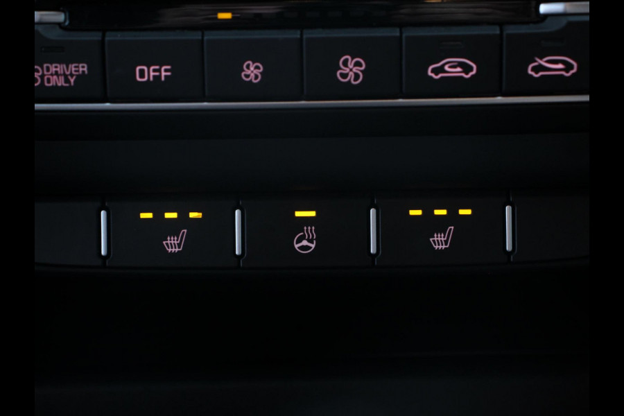 Kia Ceed Sportswagon 1.6 GDI PHEV DynamicLine Automaat Climate control Keyless Cruise control LED Parkeersensoren achter Camera Stuur verwarming Stoel verwarming Apple Carplay/ Andriod Auto
