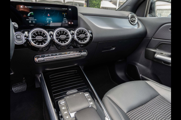 Mercedes-Benz EQA 250+ Luxury Line 71 kWh | SOH 97,7% | DC-Laden | WLTP 540KM | Pano | Surround View | Sfeer