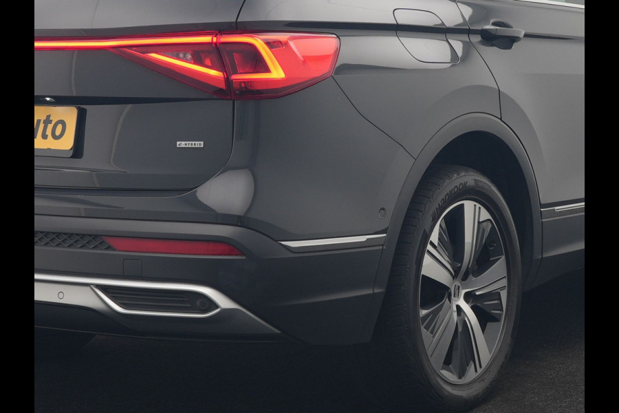 Seat Tarraco 1.4 TSI e-Hybrid Xcellence PHEV 245pk Dealer O.H. | Trekhaak Af Fabriek | Adaptive Cruise | Camera | Keyless | Sportstoelen Verwarmd | Apple Carplay | Virtual | Navigatie | DAB | 19"L.M | Plug In Hybrid |