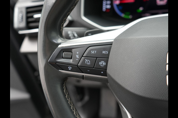Seat Tarraco 1.4 TSI e-Hybrid Xcellence PHEV 245pk Dealer O.H. | Trekhaak Af Fabriek | Adaptive Cruise | Camera | Keyless | Sportstoelen Verwarmd | Apple Carplay | Virtual | Navigatie | DAB | 19"L.M | Plug In Hybrid |