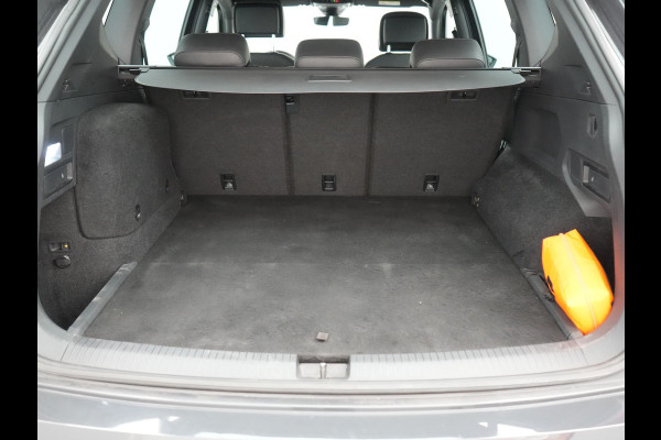 Seat Tarraco 1.4 TSI e-Hybrid Xcellence PHEV 245pk Dealer O.H. | Trekhaak Af Fabriek | Adaptive Cruise | Camera | Keyless | Sportstoelen Verwarmd | Apple Carplay | Virtual | Navigatie | DAB | 19"L.M | Plug In Hybrid |