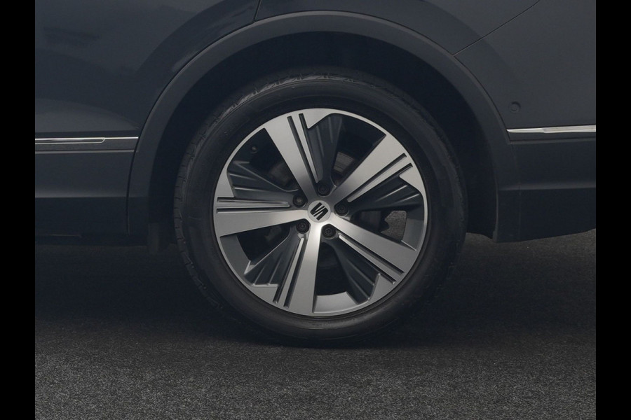 Seat Tarraco 1.4 TSI e-Hybrid Xcellence PHEV 245pk Dealer O.H. | Trekhaak Af Fabriek | Adaptive Cruise | Camera | Keyless | Sportstoelen Verwarmd | Apple Carplay | Virtual | Navigatie | DAB | 19"L.M | Plug In Hybrid |