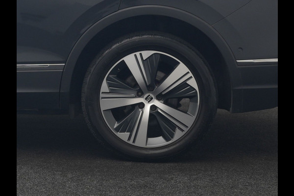 Seat Tarraco 1.4 TSI e-Hybrid Xcellence PHEV 245pk Dealer O.H. | Trekhaak Af Fabriek | Adaptive Cruise | Camera | Keyless | Sportstoelen Verwarmd | Apple Carplay | Virtual | Navigatie | DAB | 19"L.M | Plug In Hybrid |