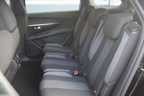 Peugeot 5008 1.2 PureTech Active Pack 7 persoons