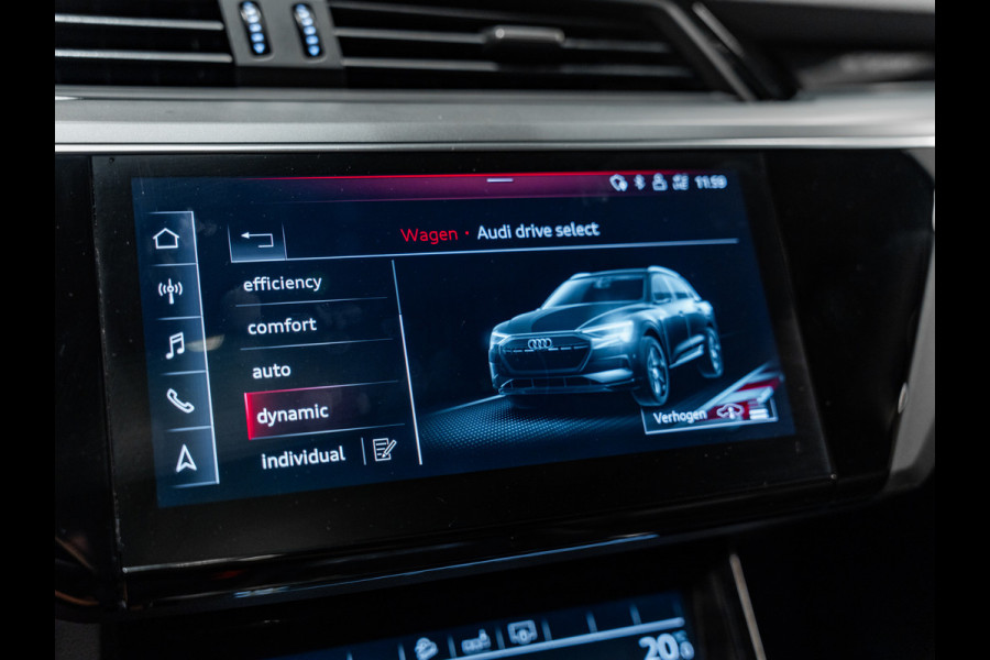 Audi e-tron E-tron 50 Quattro Launch edition plus 71 kWh, Pano, Apple Carplay, 22" Velgen, Black Optik, ACC, Memory, PDC, Leder