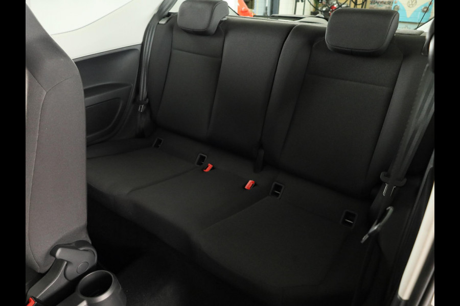 Volkswagen up! 1.0 Move Up! 65 pk | Navigatie via App | Airco | Elektr. spiegels | Stoelverwarming |