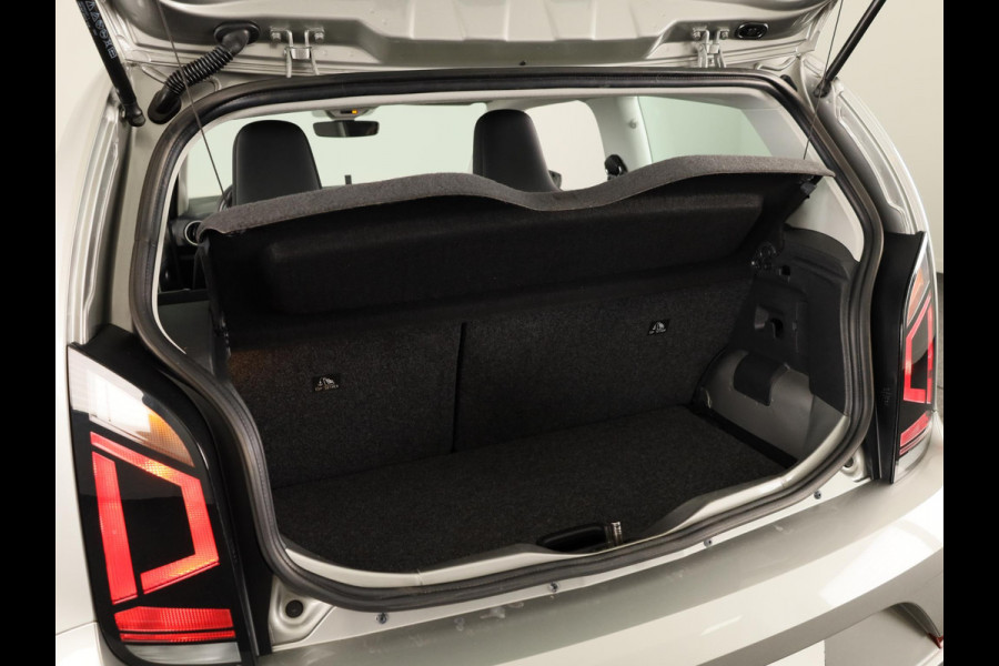 Volkswagen up! 1.0 Move Up! 65 pk | Navigatie via App | Airco | Elektr. spiegels | Stoelverwarming |