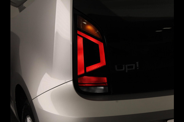 Volkswagen up! 1.0 Move Up! 65 pk | Navigatie via App | Airco | Elektr. spiegels | Stoelverwarming |