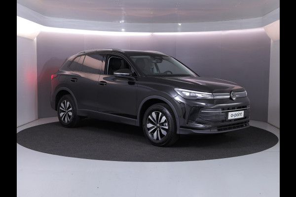Volkswagen Tiguan Limited Edition 1.5 eHybrid 150 kW / 204 PK SUV 6 Stoelverwarming | Trekhaak | 360 camera