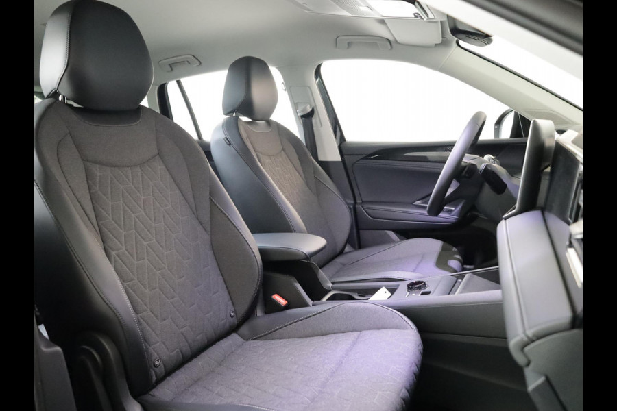 Volkswagen Tiguan Limited Edition 1.5 eHybrid 150 kW / 204 PK SUV 6 Stoelverwarming | Trekhaak | 360 camera