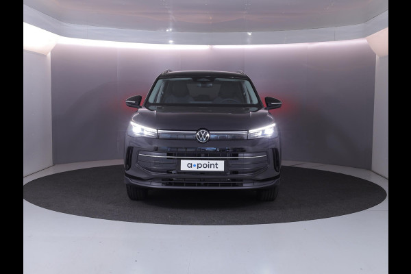 Volkswagen Tiguan Limited Edition 1.5 eHybrid 150 kW / 204 PK SUV 6 Stoelverwarming | Trekhaak | 360 camera
