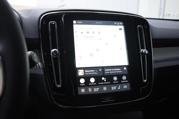 Volvo EX40 Single Motor Extended Range Plus 82 kWh / Panoramadak / Harman Kardon / 360 camera / Microtech/Nubuck / 20'' 5-Spaaks Black Diamond Cut
