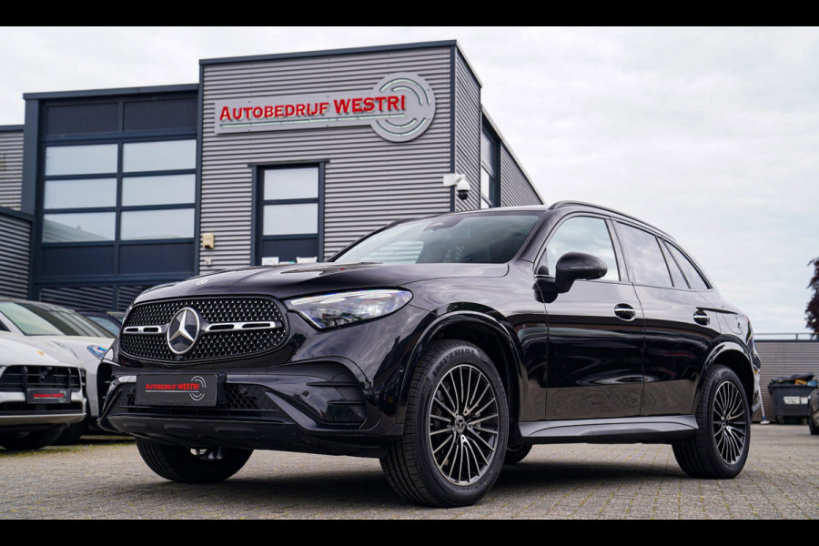 Mercedes-Benz GLC 300e 4MATIC AMG Line | Panorama | 360 Camera | Elektrische trekhaak | Memory