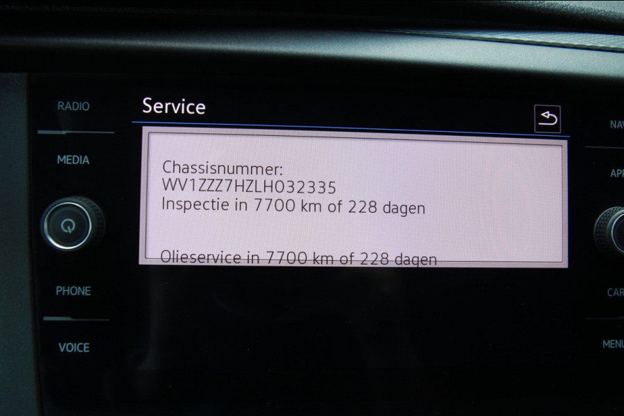 Volkswagen Transporter 2.0 TDI L2H1 Comfort / Navi / App connect / Cruise / Trekhaak