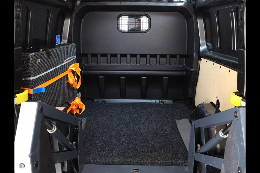 Ford Transit Custom ROLSTOELVERVOER 320 2.0 TDCI L2H1 Limited DC | Marge auto | Stoelverwarming | Trekhaak
