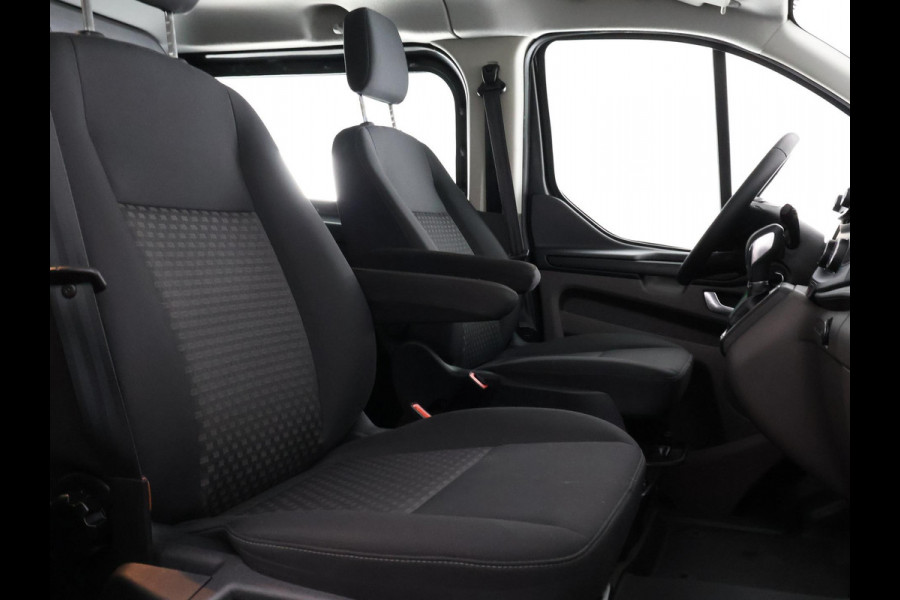 Ford Transit Custom ROLSTOELVERVOER 320 2.0 TDCI L2H1 Limited DC | Marge auto | Stoelverwarming | Trekhaak