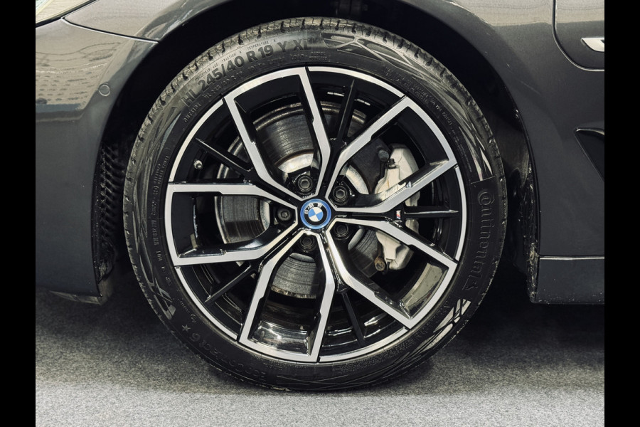 BMW 5 Serie Touring 530e M-Sport | Panorama | Trekhaak | Driv.Ass.Prof.