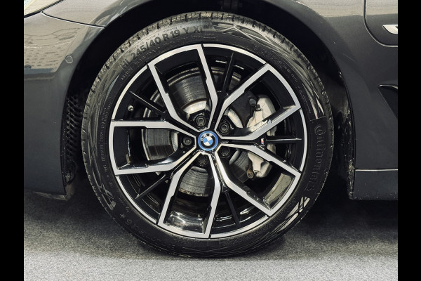 BMW 5 Serie Touring 530e M-Sport | Panorama | Trekhaak | Driv.Ass.Prof.