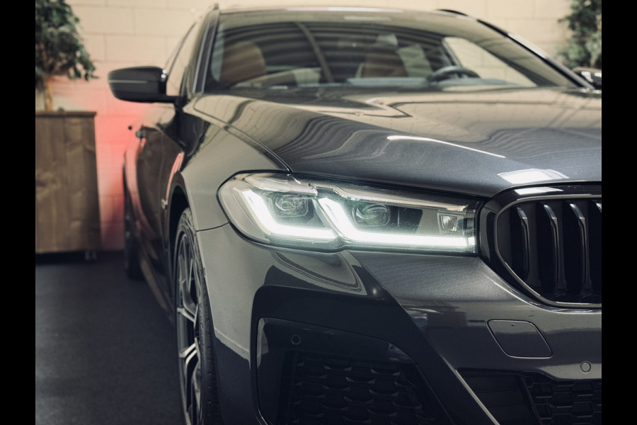 BMW 5 Serie Touring 530e M-Sport | Panorama | Trekhaak | Driv.Ass.Prof.