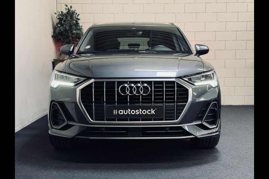 Audi Q3 35 TFSI S Line 2x | 20" | Panorama | 1e Eig. | Org.NL