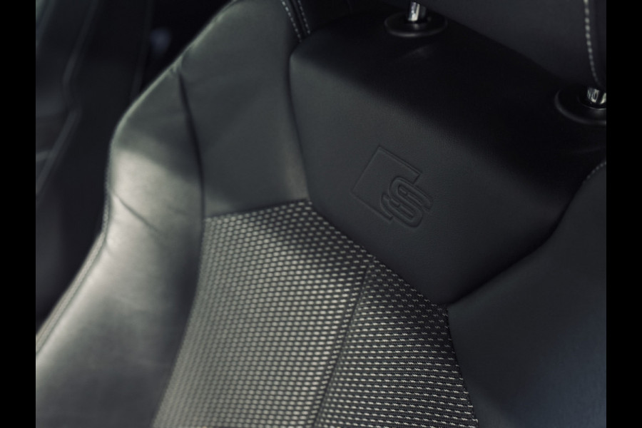 Audi Q3 35 TFSI S Line 2x | 20" | Panorama | 1e Eig. | Org.NL
